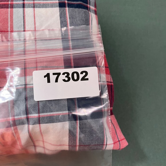 Columbia Shirt Mens Size XXL Red Gray Plaid Short Sleeves Regular Fit Button Up - Picture 10 of 10